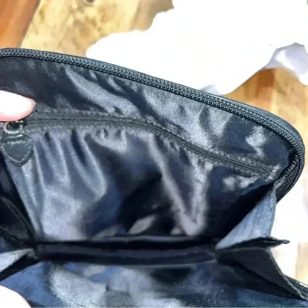 Brighton vintage one world shoulder bag In awesome condition